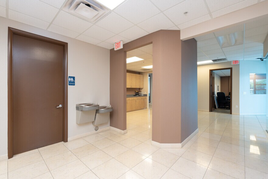 More Photos Of 2235 W Alice Ave, Phoenix Research And Development For Sale