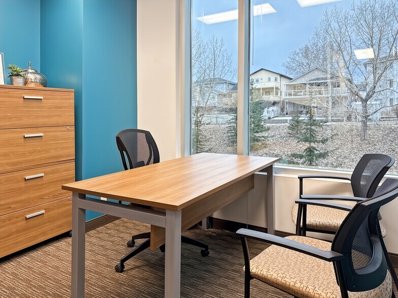 More Photos Of 600 Crowfoot Cres NW, Calgary Coworking Space