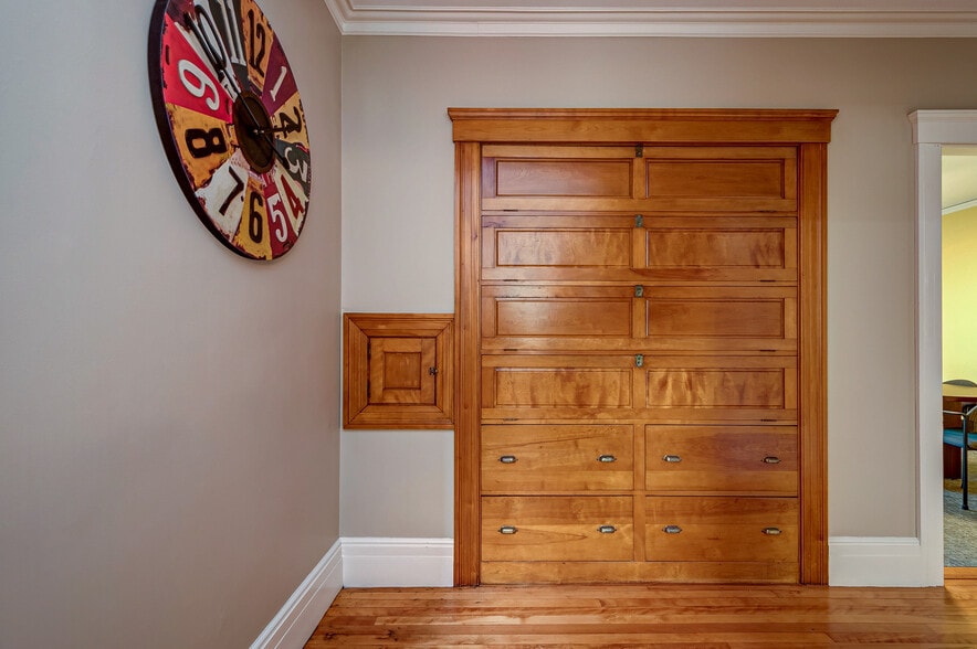 More Photos Of 8 Church St, Westborough Office Residential For Lease