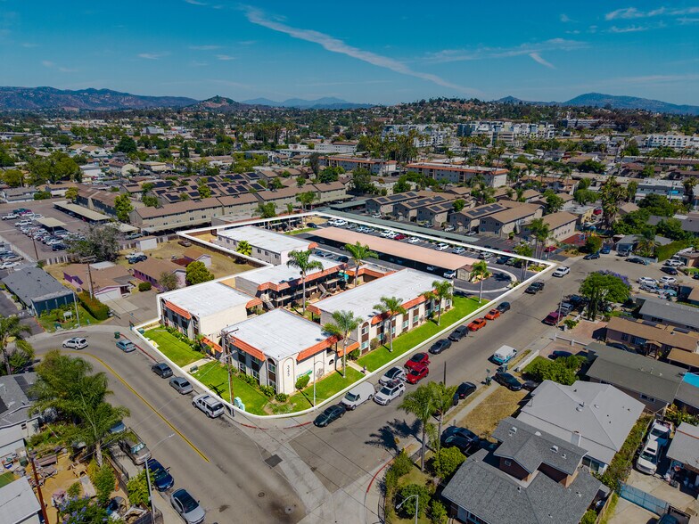 Primary Photo Of 345 E Park Ave, Escondido Apartments For Sale