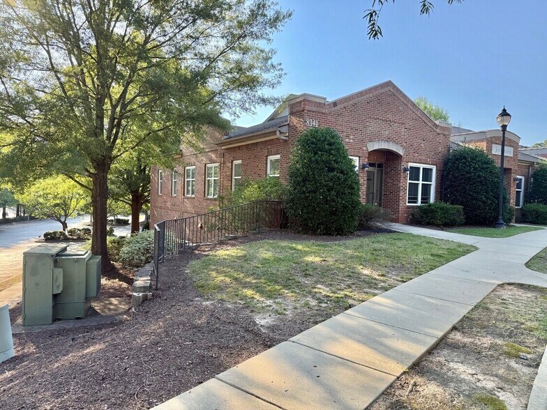 More Photos Of 8341 Bandford Way, Raleigh Office For Lease