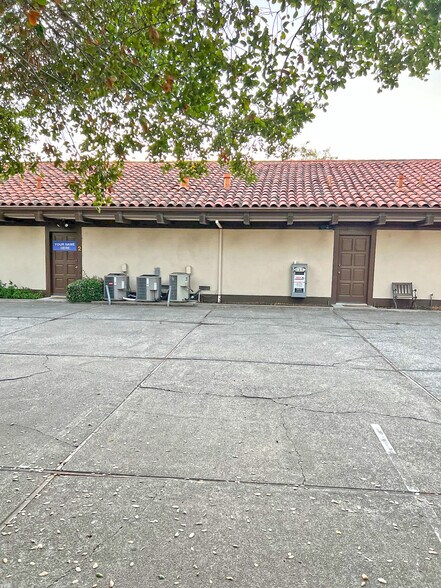 More Photos Of 800 Mendocino Ave, Santa Rosa Office For Lease