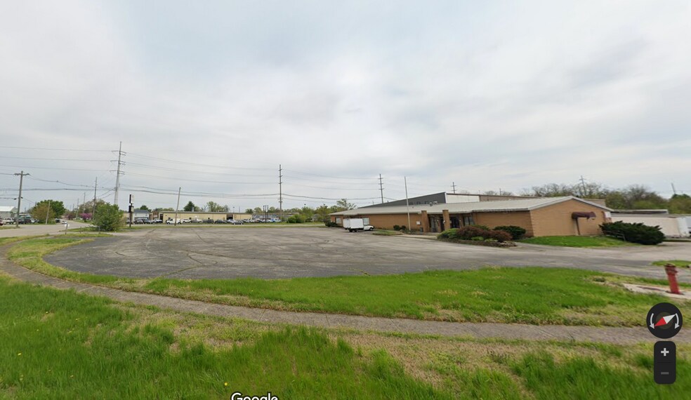 More Photos Of 3410 Bashford Avenue Ct, Louisville Light Distribution For Lease