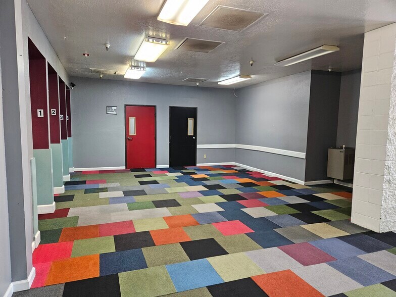 More Photos Of 2501 McHenry Ave, Modesto Freestanding For Sale