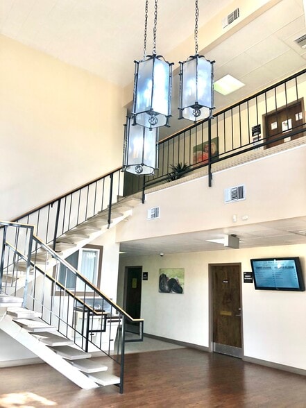 More Photos Of 572 Rio Lindo Ave, Chico Medical For Lease