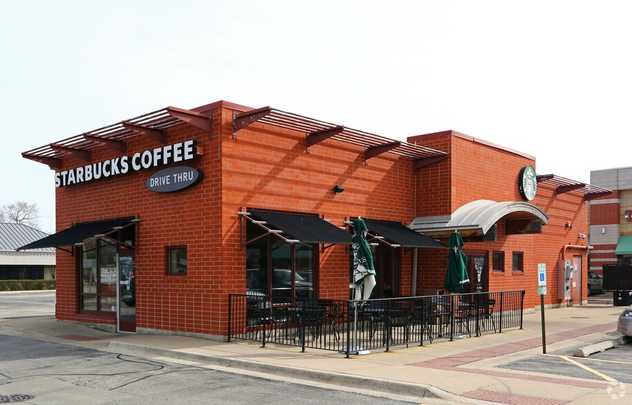 More Photos Of 1427-1485 Lee St, Des Plaines Unknown For Lease