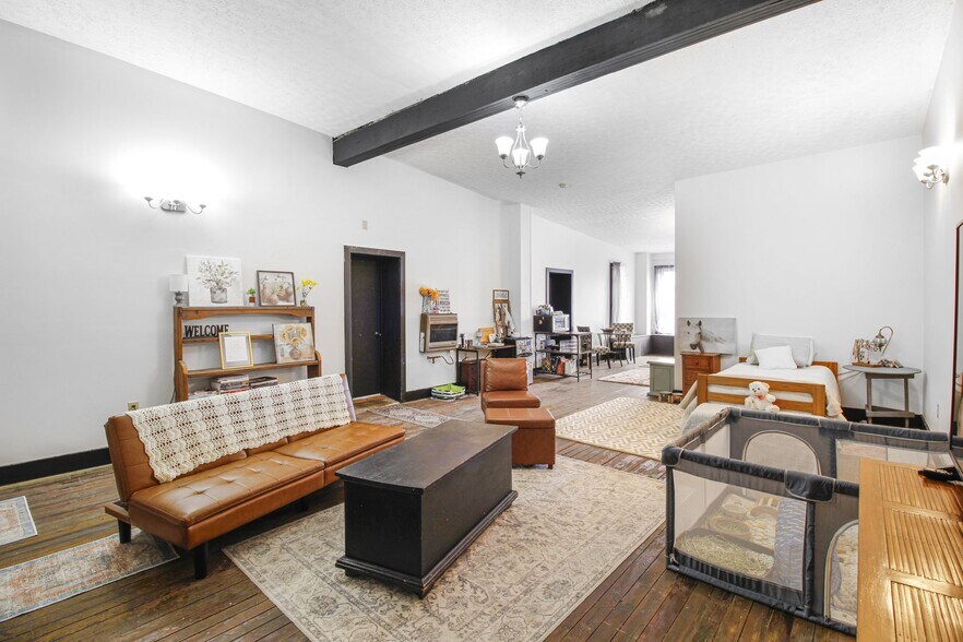 More Photos Of 111 Water St, Horse Cave Storefront For Sale