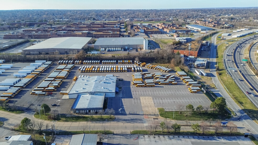 More Photos Of 3901 Union Blvd, Saint Louis Warehouse For Sale