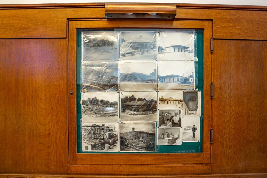 More Photos Of 302 S Magnolia St, Hearne Restaurant For Sale