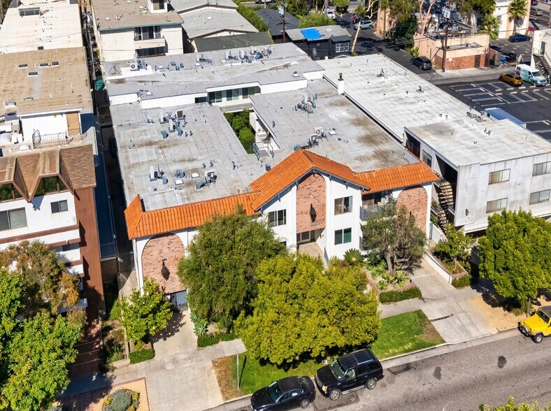 More Photos Of 1015 3rd St, Santa Monica Apartments For Sale