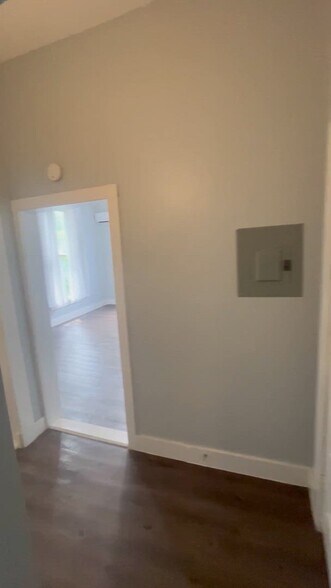 Primary Photo Of 1318 Willow, San Antonio Apartments For Sale
