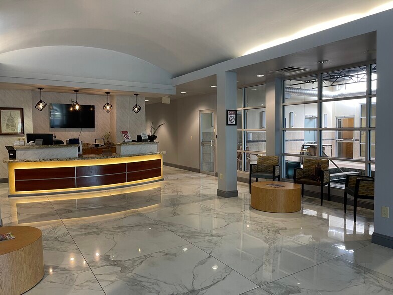 More Photos Of 1320 W Walnut Hill Ln, Irving Medical For Sale