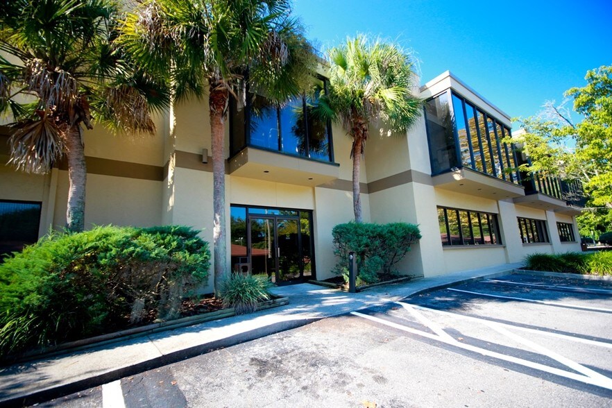 More Photos Of 2610 NW 43rd St, Gainesville Office For Lease