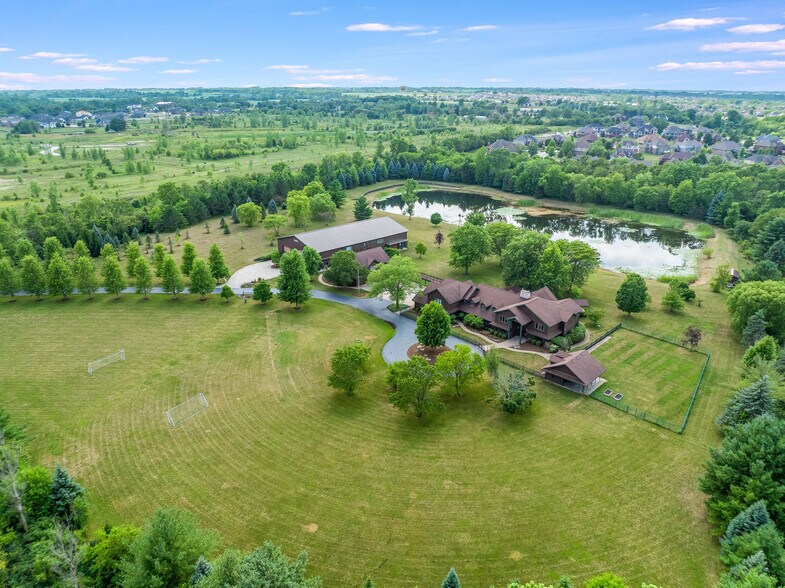 More Photos Of 22660 S Harlem Ave, Frankfort Flex For Sale