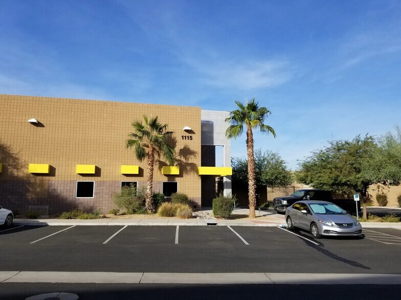 More Photos Of 1102 W Geneva Dr, Tempe Unknown For Lease