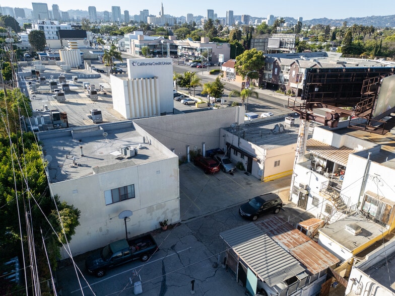 More Photos Of 2245-2251 Westwood Blvd, Los Angeles Storefront For Sale