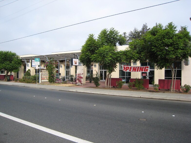 More Photos Of 213-217 W Winton Ave, Hayward Storefront For Lease
