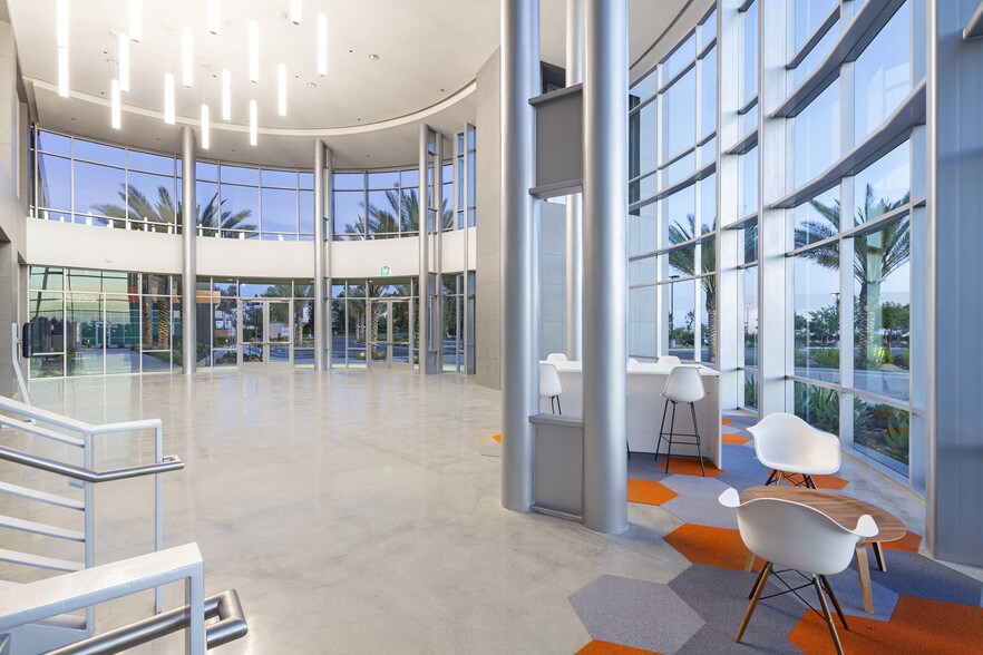 More Photos Of 5909 Sea Otter Pl, Carlsbad Unknown For Lease