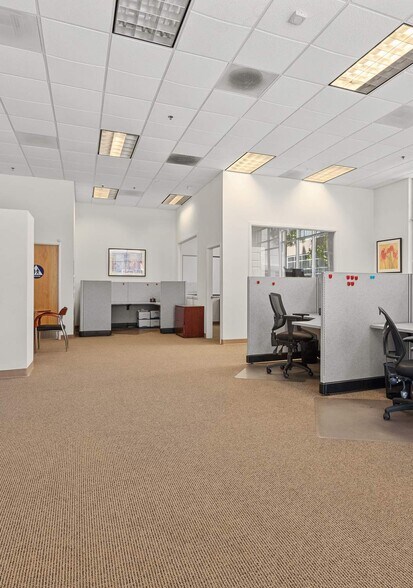 More Photos Of 5742-5752 Lonetree Blvd, Rocklin Flex For Lease