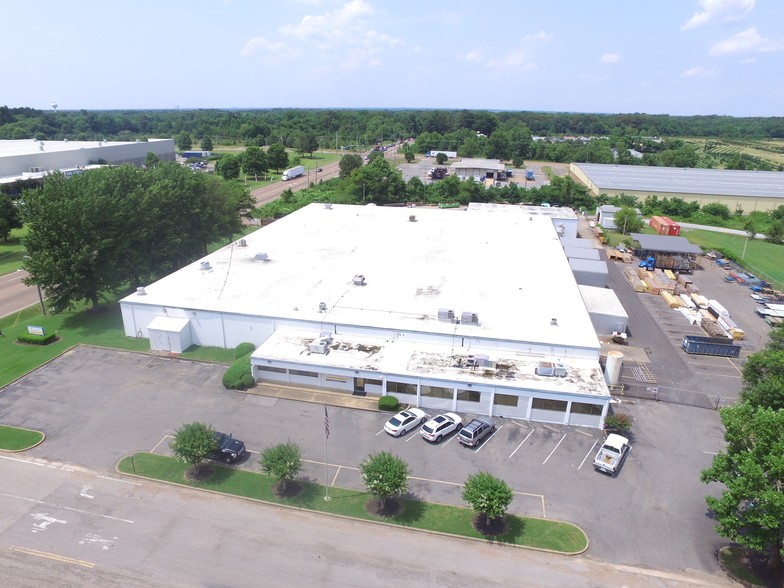 Primary Photo Of 11042 Wildwood Dr, Olive Branch Warehouse For Lease