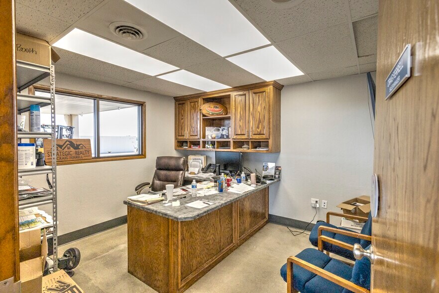 More Photos Of 1909 N Highway 81, Duncan Auto Dealership For Sale