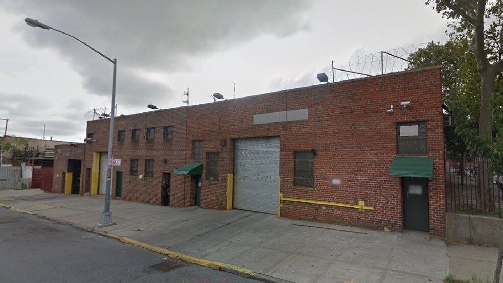 More Photos Of 253-257 Meserole St, Brooklyn Warehouse For Sale