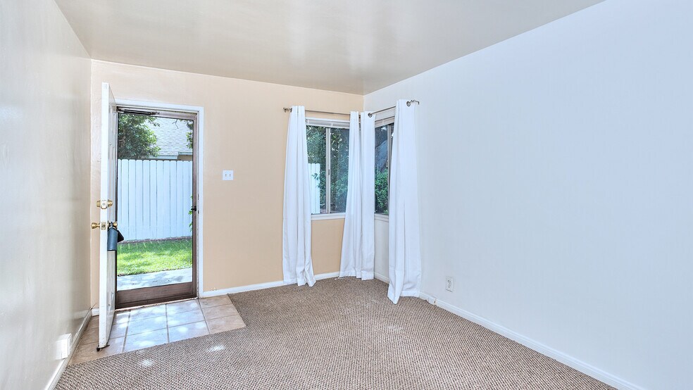 More Photos Of 202 N Florence St, Burbank Multifamily For Sale