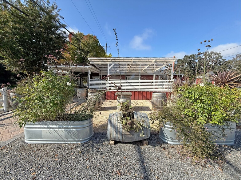 More Photos Of 3535 Guerneville Rd, Santa Rosa General Retail For Lease