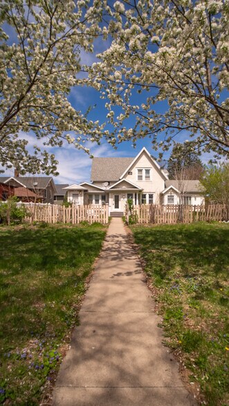 More Photos Of 707 E Center St, Rochester Apartments For Sale