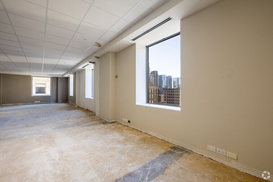 More Photos Of 1555 Rue Peel, Montréal Office For Lease
