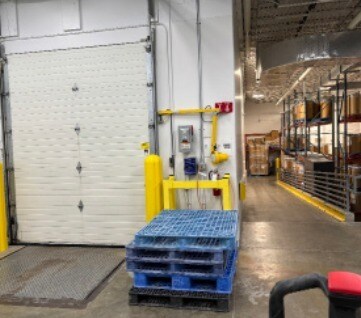 More Photos Of 14905 N 23rd Ave, Plymouth Manufacturing For Sale