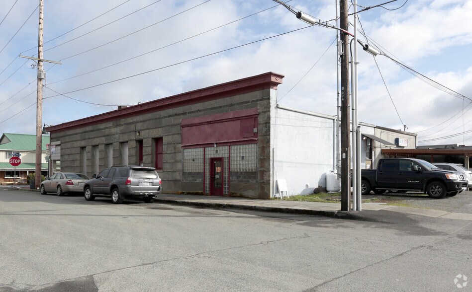 More Photos Of 291-297 Sussex Ave W, Tenino Storefront Retail Office For Sale