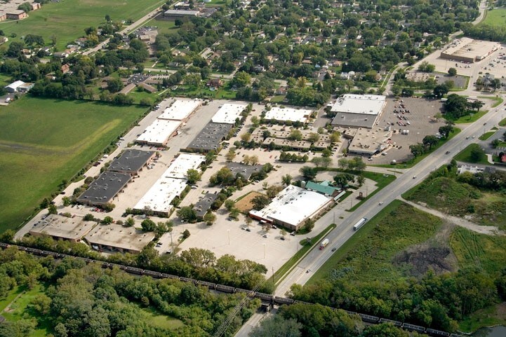 More Photos Of 245 W Roosevelt Rd, West Chicago Warehouse For Lease