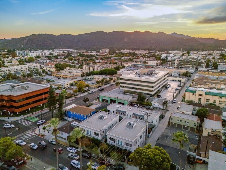 More Photos Of 107-111 N Columbus Ave, Glendale Apartments For Sale