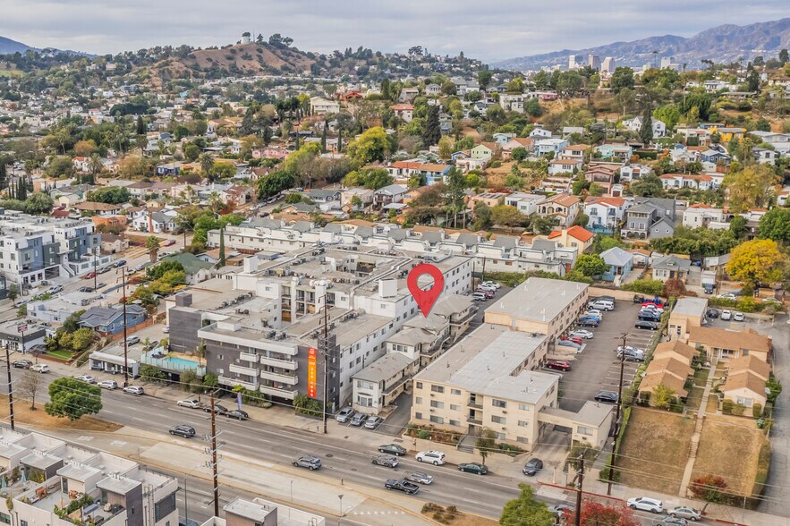 More Photos Of 4331 Eagle Rock Blvd, Los Angeles Apartments For Sale