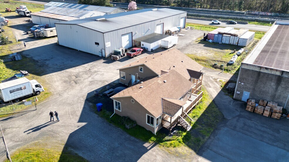 More Photos Of 10466 Sunnyside Rd SE, Jefferson Warehouse For Lease