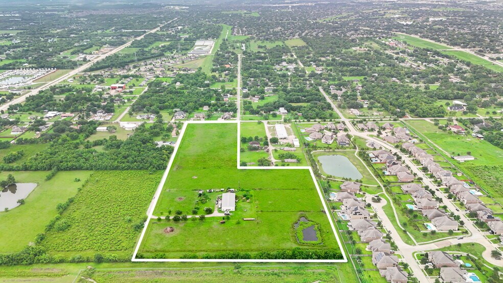 More Photos Of 3525 County Road 107F, Pearland Land For Sale