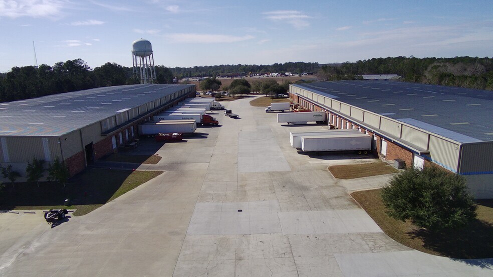 More Photos Of 138 Industrial Blvd, Rincon Warehouse For Lease