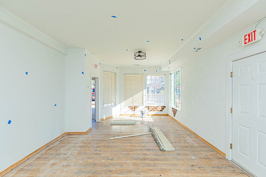 More Photos Of 13185 Hanover Courthouse Rd, Hanover Freestanding For Lease