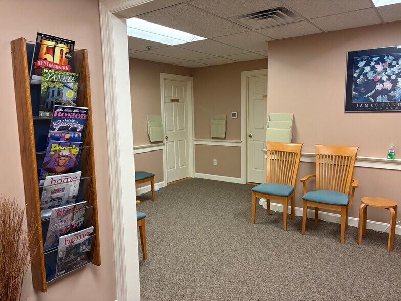 More Photos Of 74-76 Bedford St, Lexington Office For Lease