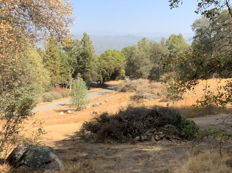 Hwy 41 & Victoria Ln, Oakhurst, CA 93644 Land For Sale