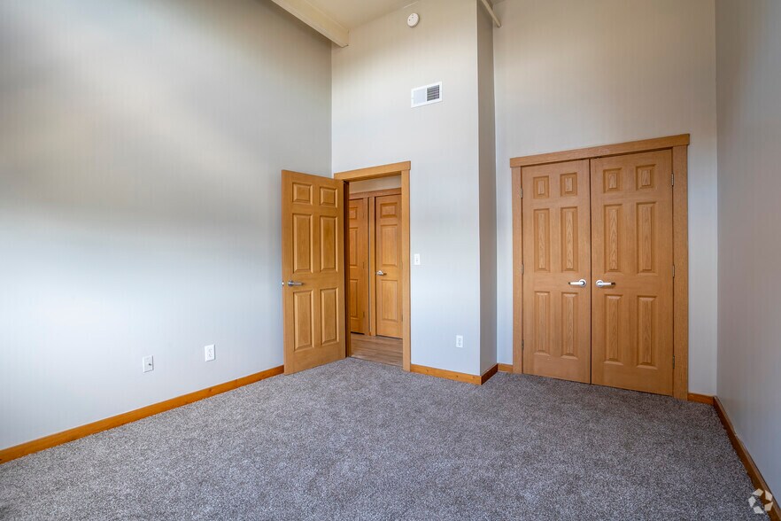 More Photos Of 401 N 10th St, Richmond Apartments For Sale