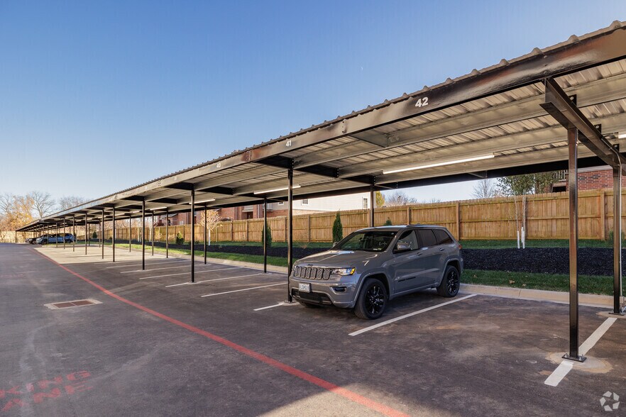 More Photos Of 2620 W Sunshine St, Springfield Apartments For Lease