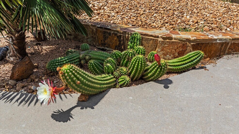 More Photos Of 1911 Wald Rd, New Braunfels Manufactured Housing Mobile Home Park For Sale