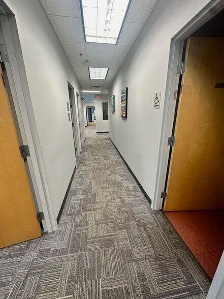 More Photos Of 23 Spring St, Scarborough Medical For Lease