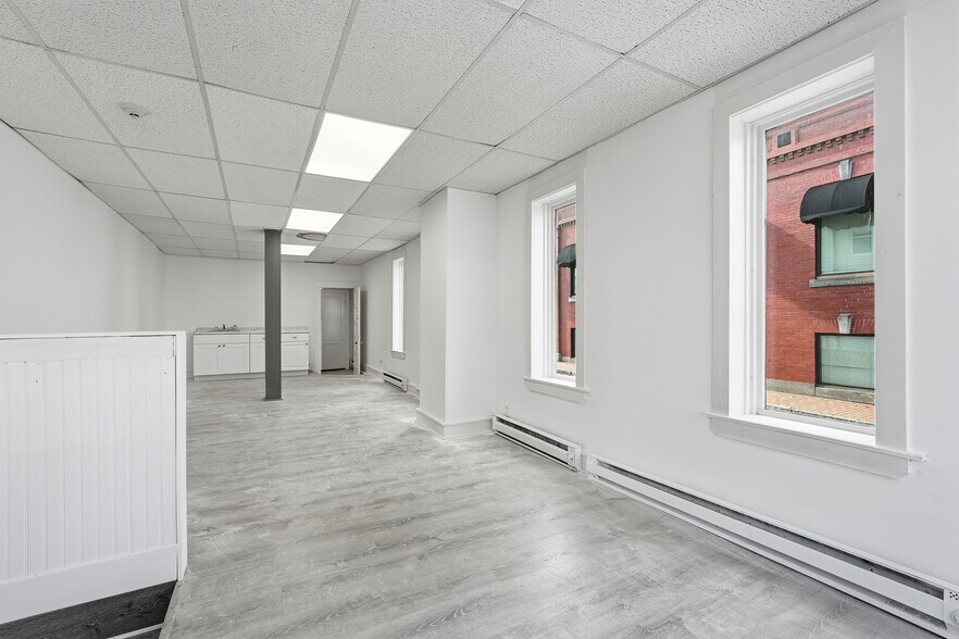 More Photos Of 22-38 School St, Westfield General Retail For Lease