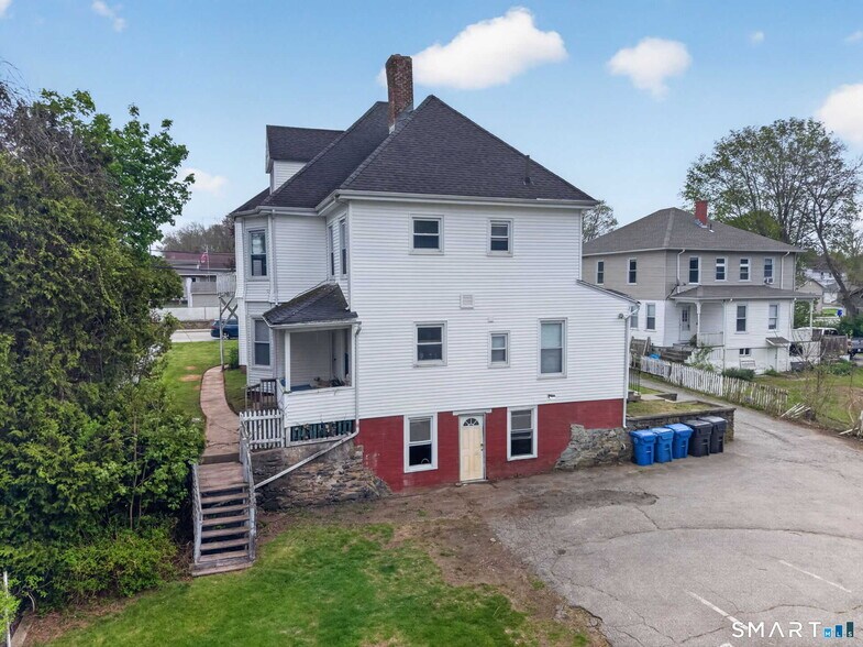 More Photos Of 140 N Main St, Griswold Apartments For Sale