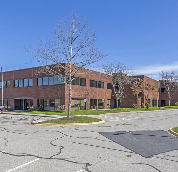 More Photos Of 1111 Benfield Blvd, Millersville Office For Lease