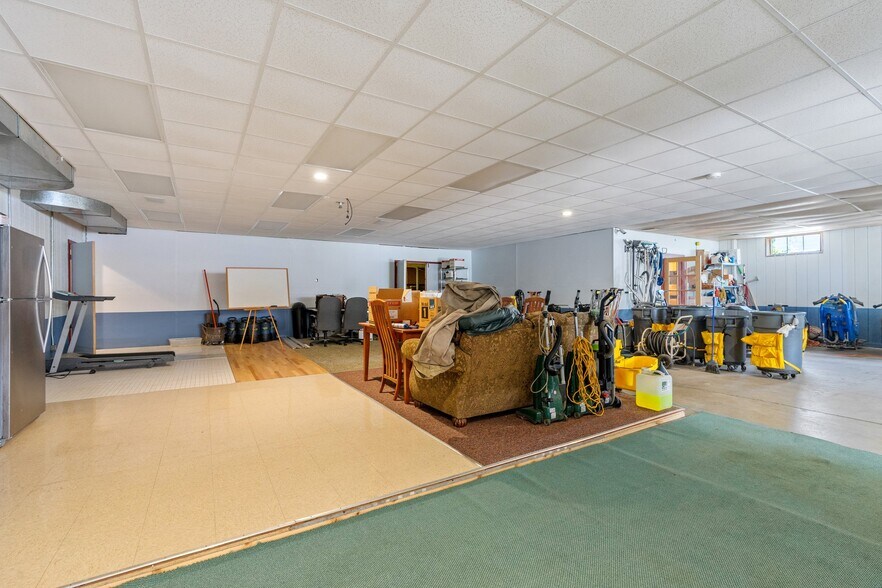 More Photos Of 75 Jackson Ave, Cohoes Warehouse For Lease