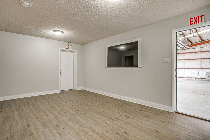 More Photos Of 1814 Barnett Dr, Weatherford Unknown For Lease